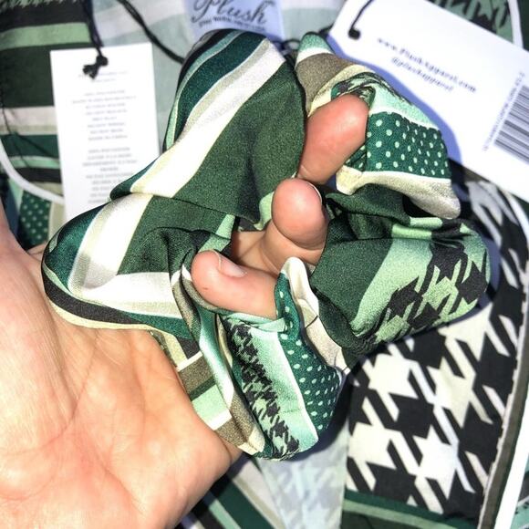 Plush Revolve green patchwork Silky Scrunchie pajama set NEW sz XS - Picture 7 of 12